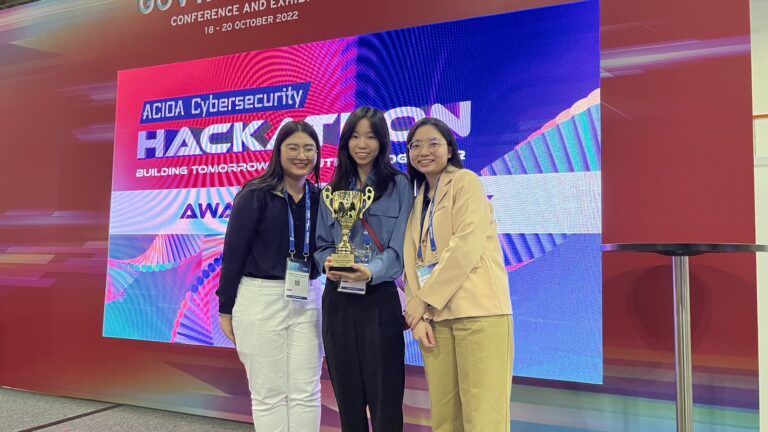 ขอแสดงความยินดีกับทีมนิสิตที่ได้รับรางวัลชนะเลิศ อันดับ 3 ในการแข่งขัน ACIOA (ASEAN Chief Information Officer Association )  Cybersecurity Hackathon 2022